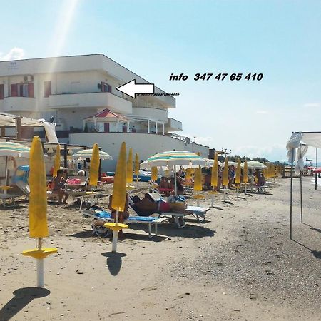 Casa Vacanze Dei Navigatori On The Sea Pontecagnano Ngoại thất bức ảnh